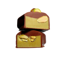 Load image into Gallery viewer, Pistachio Mylk Praline