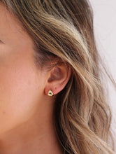 Load image into Gallery viewer, THE HANA HOOPS
