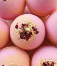Load image into Gallery viewer, Foaming Bath Bombs
