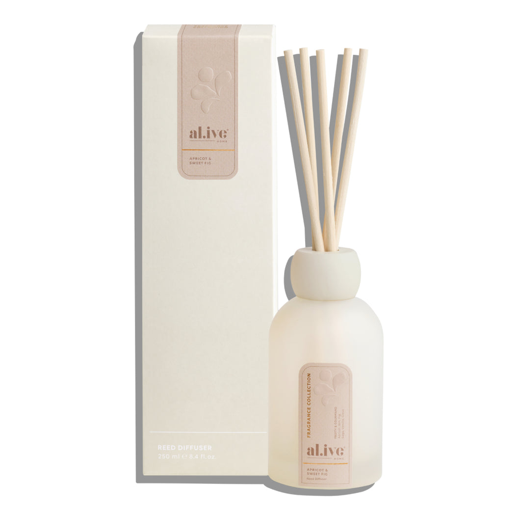 reed diffuser
APRICOT & SWEET FIG