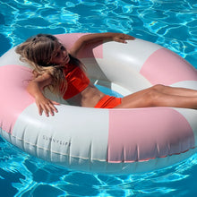 Load image into Gallery viewer, LUXE POOL RING - STOLE MY HEART
