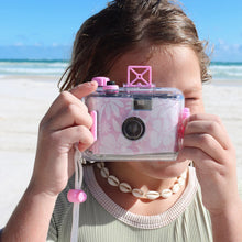 Load image into Gallery viewer, UNDERWATER CAMERA - STOLE MY HEART
