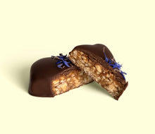 Load image into Gallery viewer, Twin Almond Caramel Crunch
